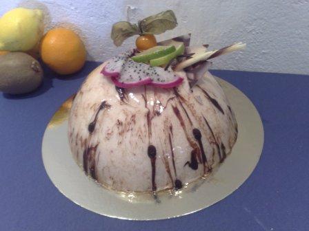 Drachenfrucht-Torte